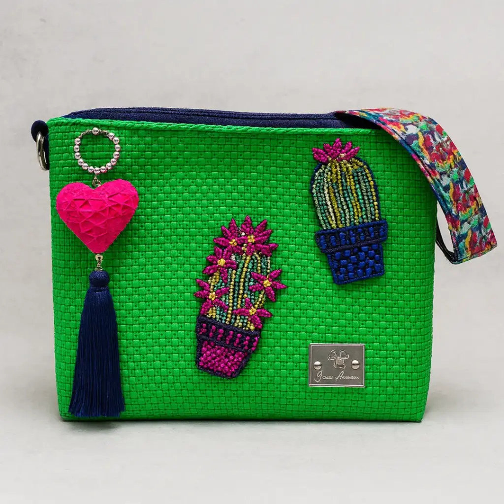 Bolsa Artesanal Yitin Ánuá – Cactus Multicolor en Verde (Crossbody)