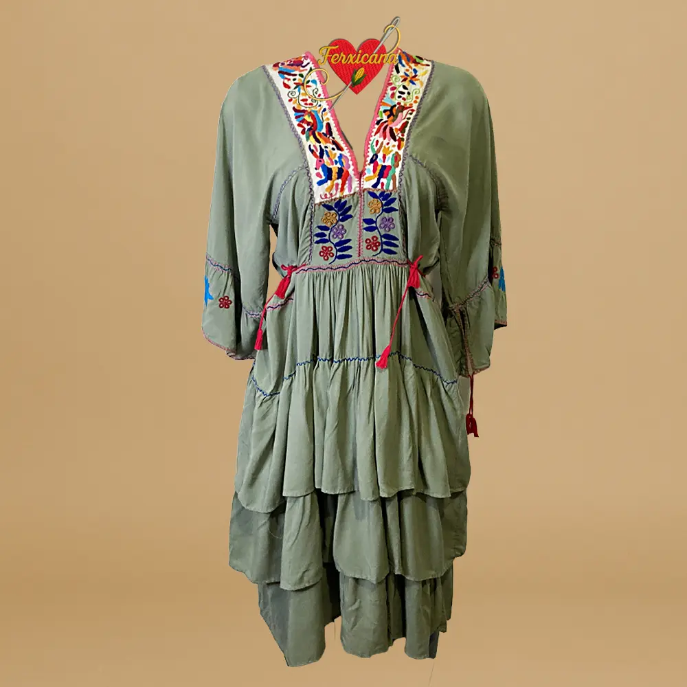 Vestido “Canto del Monte” – Bordado artesanal de Oaxaca